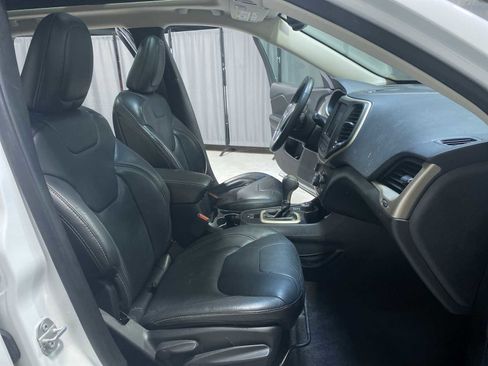 Used 2016 Jeep Cherokee High Altitude image 14