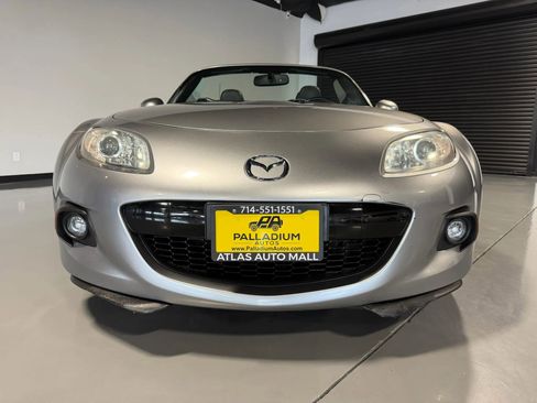 Used 2014 MAZDA MX-5 Miata Grand Touring w/ Premium Package RWD image 2