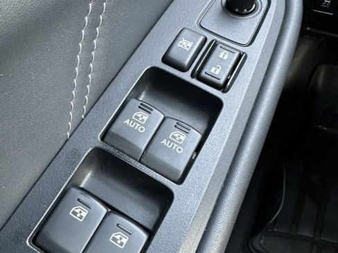 Used 2019 Subaru Outback 2.5i Limited image 17