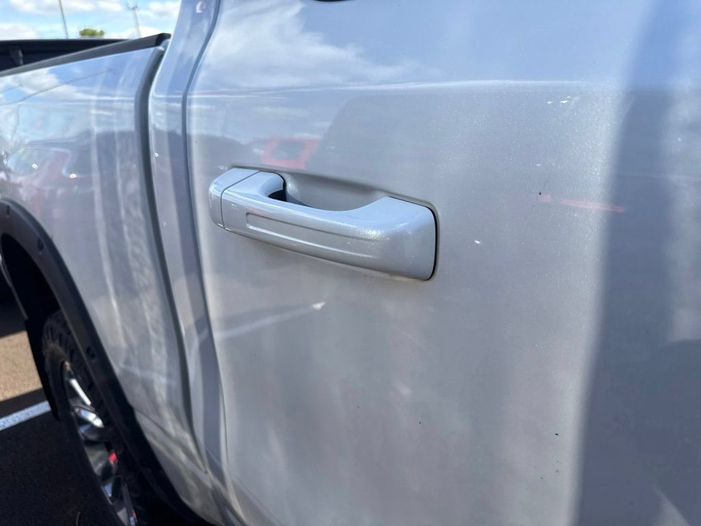 Used 2021 RAM 1500 Laramie AWD/4WD image 21