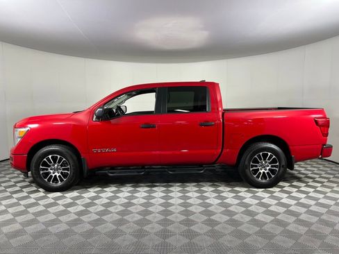 Used 2024 Nissan Titan SV w/ SV Convenience Package RWD image 9