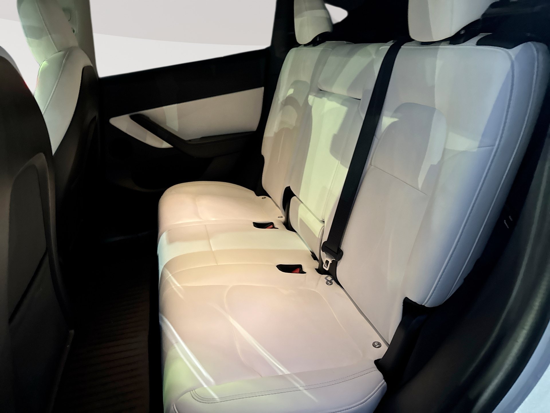 Used 2020 Tesla Model Y Performance AWD/4WD image 26