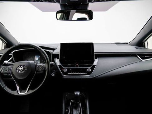 Certified 2024 Toyota Corolla SE w/ SE Package image 18