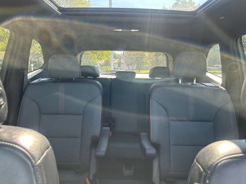 Used 2024 GMC Sierra 1500 AT4 w/ Technology Package AWD/4WD image 27