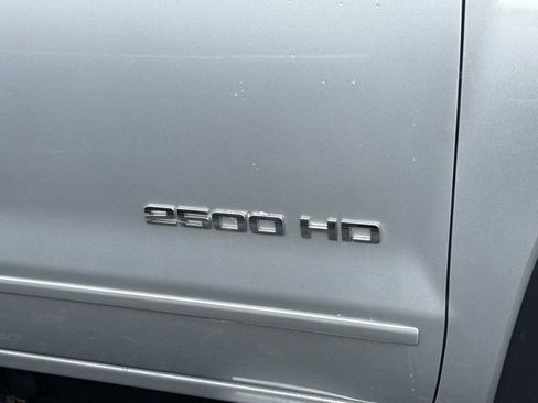 Used 2015 GMC Sierra 2500 SLE w/ SLE Convenience Package image 5