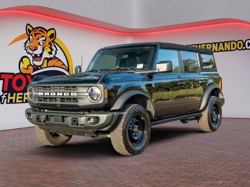 Used 2023 Ford Bronco Black Diamond AWD/4WD image 1