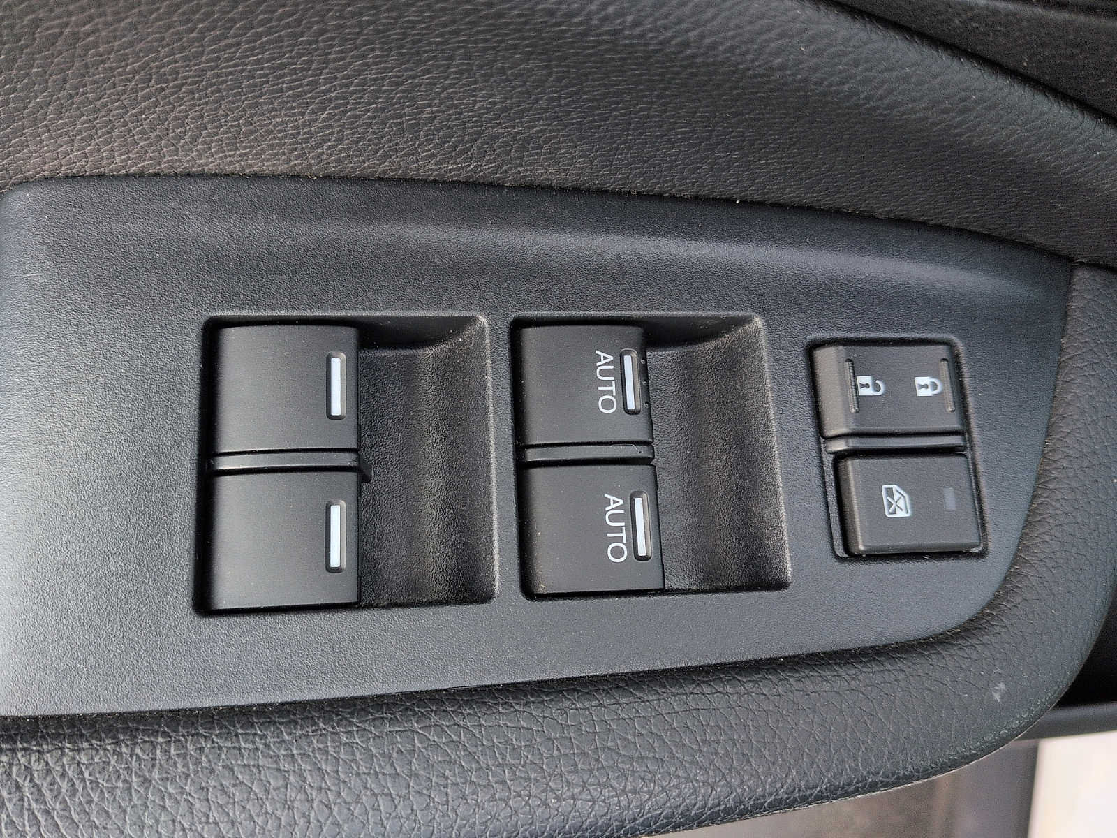 Used 2023 Honda Passport Elite image 15