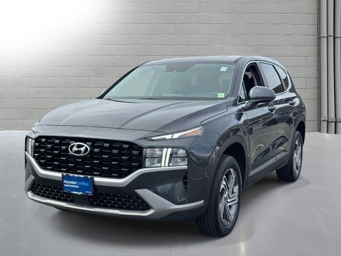 Used 2023 Hyundai Santa Fe SE image 4