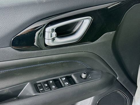 New 2026 Jeep Compass Limited AWD/4WD image 22