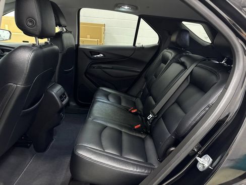 Used 2021 Chevrolet Equinox LT AWD/4WD image 32