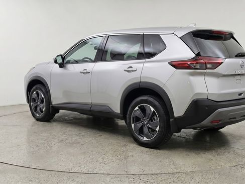 Used 2025 Nissan Rogue SV AWD/4WD image 6