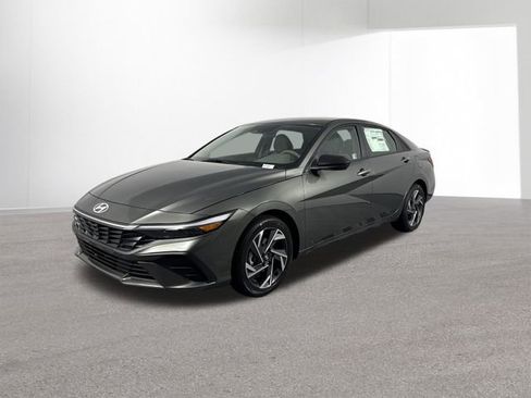 Used 2025 Hyundai Elantra Sport FWD image 39