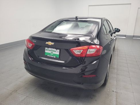 Used 2017 Chevrolet Cruze LS image 7