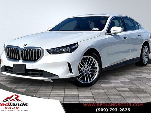 Used 2024 BMW 530i RWD image 1