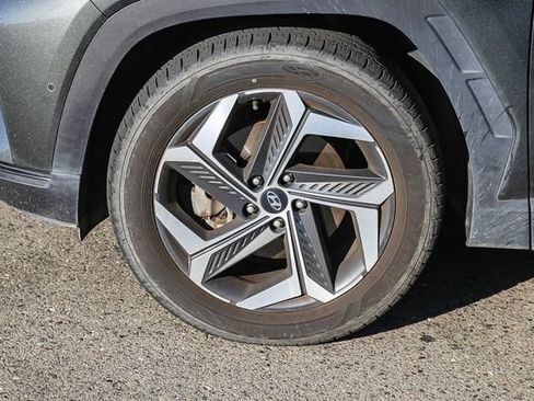 Certified 2022 Hyundai Tucson Limited FWD image 10