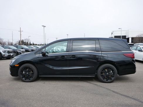 Used 2025 Honda Odyssey Sport-L image 4