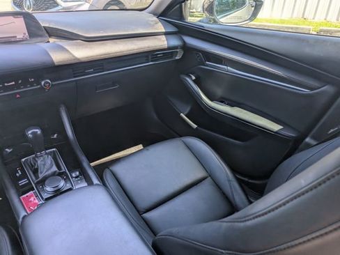Used 2024 MAZDA MAZDA3 s FWD image 15