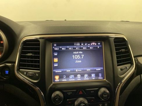 Used 2016 Jeep Grand Cherokee Laredo 75th Anniversary image 14