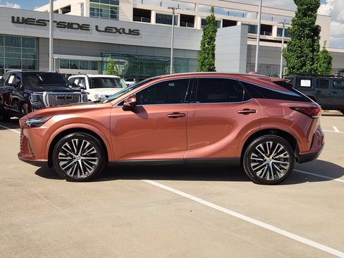 Certified 2023 Lexus RX 350 Premium Plus w/ Cold Area Package FWD image 4