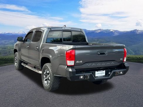 Used 2017 Toyota Tacoma SR w/ Tow Package image 3