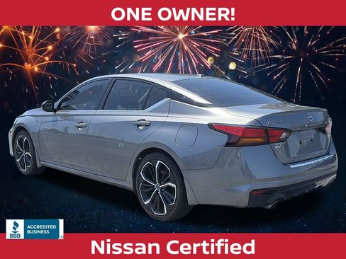 Used 2023 Nissan Altima 2.5 SR FWD image 3