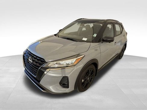 Used 2024 Nissan Kicks SR FWD image 10