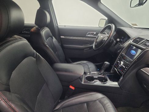 Used 2017 Ford Explorer Sport w/ Equipment Group 401A image 20
