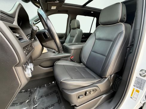 Used 2023 GMC Yukon SLT AWD/4WD image 23