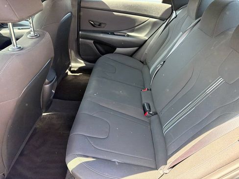 Certified 2025 Hyundai Elantra Sport FWD image 20