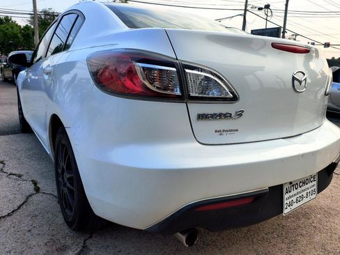 Used 2010 MAZDA MAZDA3 i Touring image 32