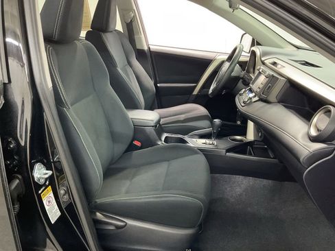 Used 2015 Toyota RAV4 XLE image 26