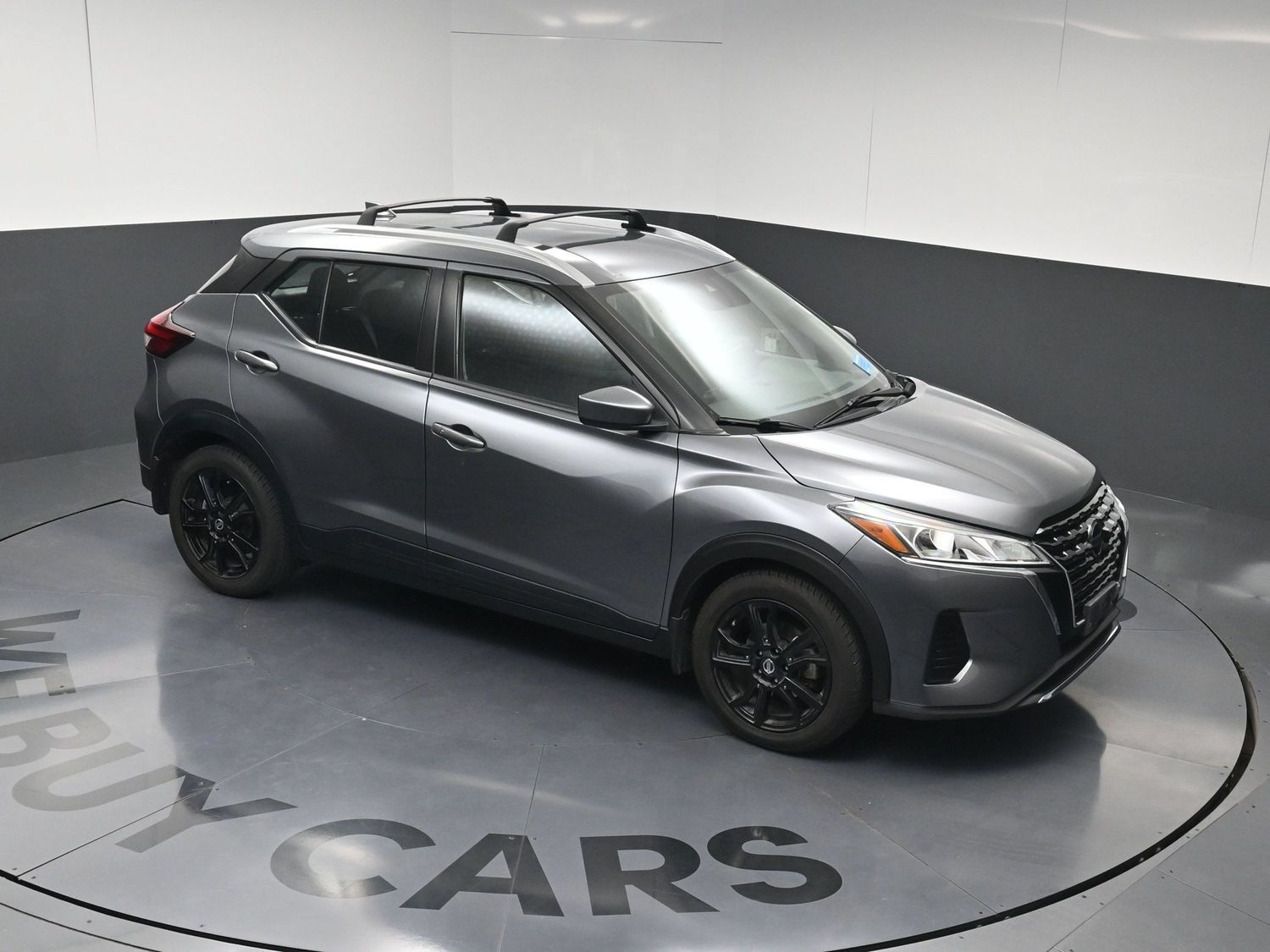 Used 2021 Nissan Kicks SV w/ Interior Electronics Package FWD image 15