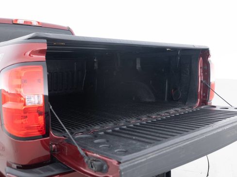 Used 2017 Chevrolet Silverado 1500 LT w/ All Star Edition image 43