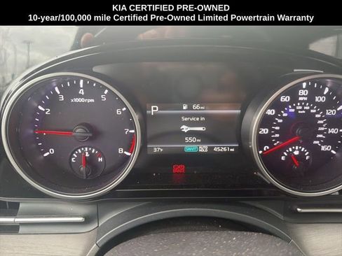Certified 2024 Kia Carnival EX image 24
