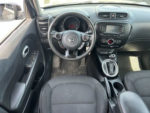 Used 2017 Kia Soul + FWD image 26
