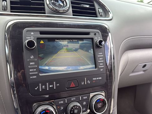Used 2016 Buick Enclave Leather w/ Trailering Package FWD image 18