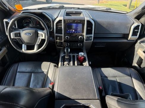 Used 2019 Ford F150 Lariat w/ Equipment Group 502A Luxury AWD/4WD image 15