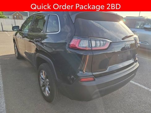 Used 2019 Jeep Cherokee Latitude Plus FWD image 4