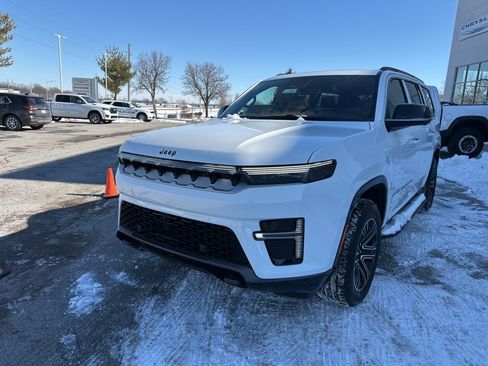 New 2026 Jeep Grand Wagoneer image 12