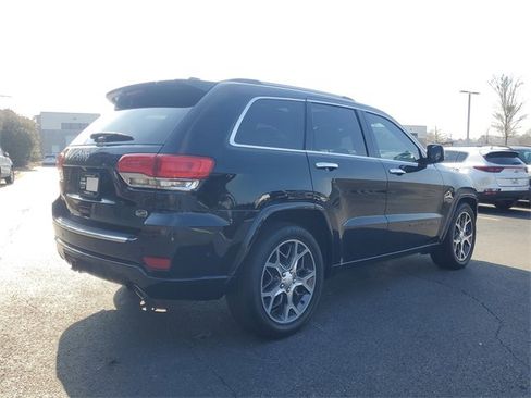 Used 2019 Jeep Grand Cherokee Overland image 4