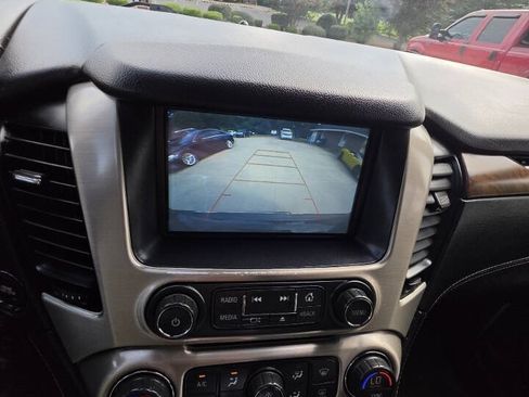 Used 2019 GMC Yukon Denali w/ Denali Ultimate Package RWD image 19