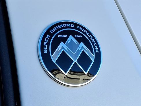 Used 2013 Chevrolet Avalanche LTZ image 6