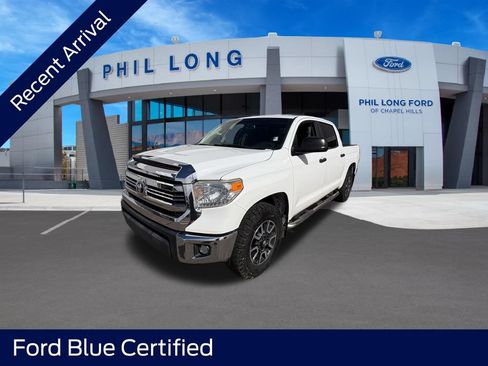 Used 2017 Toyota Tundra SR5 AWD/4WD image 1