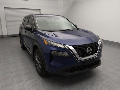 Used 2021 Nissan Rogue S image 13