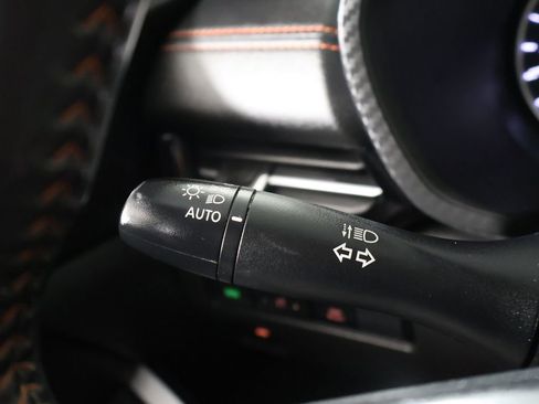 Used 2024 Nissan Sentra SR FWD image 38