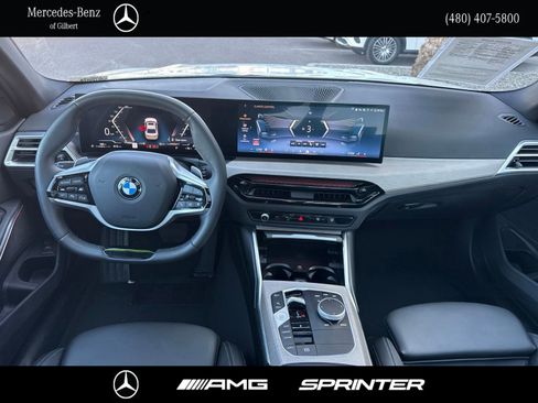 Used 2025 BMW 330i xDrive Sedan AWD/4WD image 19