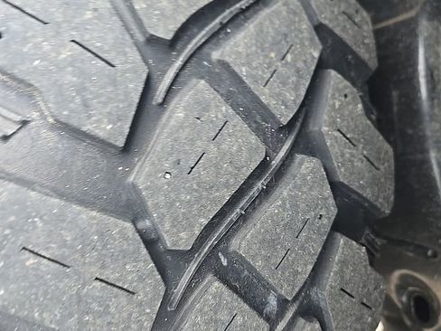 Used 2021 Jeep Gladiator Willys image 44