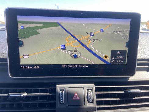 Used 2018 Audi Q5 2.0T Premium Plus w/ Premium Plus Package image 27