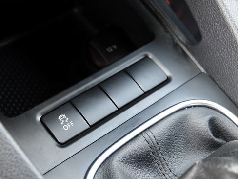 Used 2010 Volkswagen Jetta Limited Edition FWD image 69