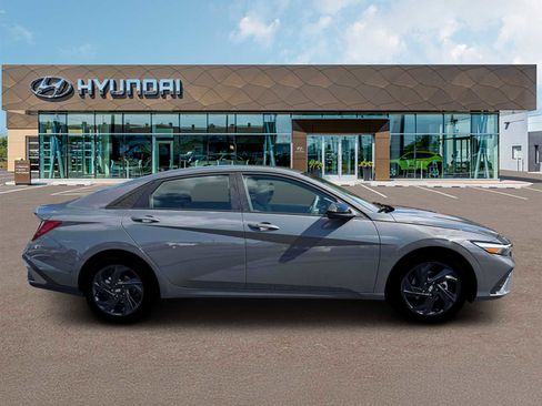 New 2026 Hyundai Elantra Sport w/ Cargo Package image 9